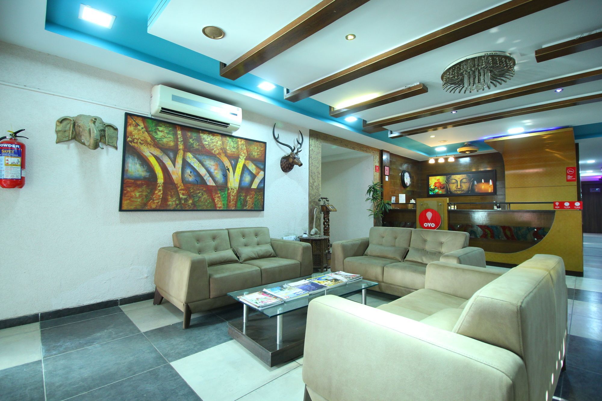 Oyo 4161 Hotel Shailly Inn Ахмедабад Екстериор снимка
